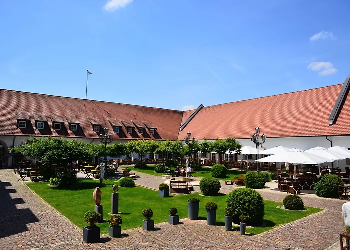Schloss Reinach